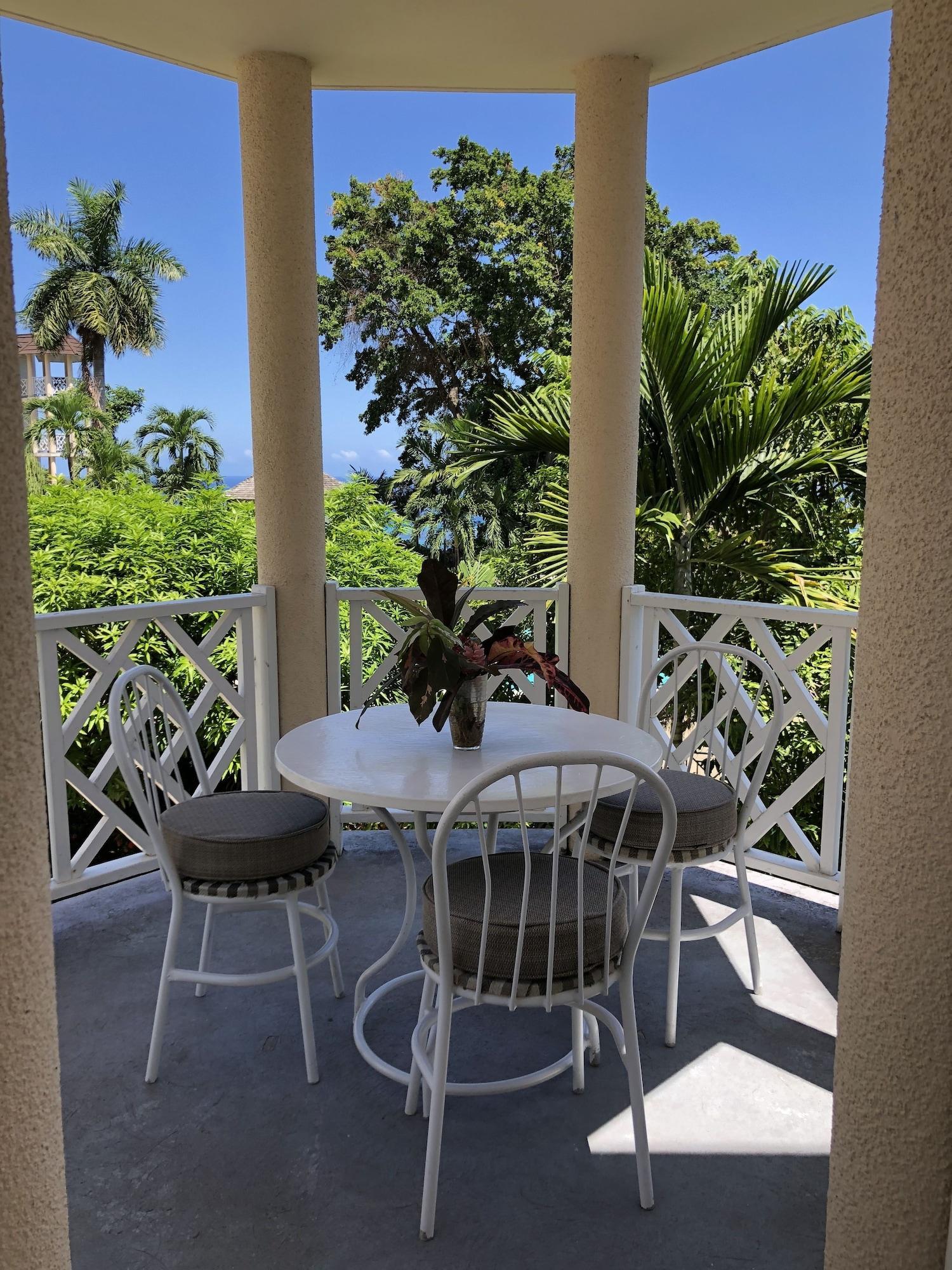 Skycastles Condominiums Ocho Rios Exterior photo